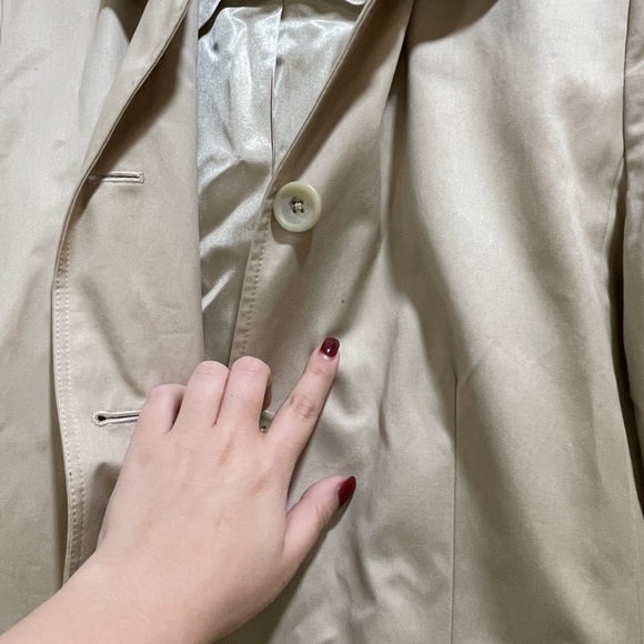 Used Banana Republic Coat - Size Large - Picture 12 of 12